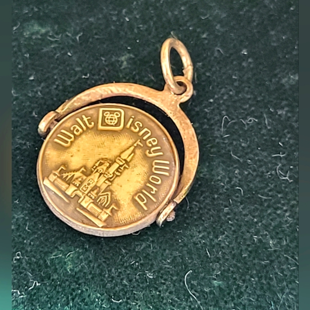 Rare Vintage Disneyland Charm 925 Sterling Silver Disney Collectible